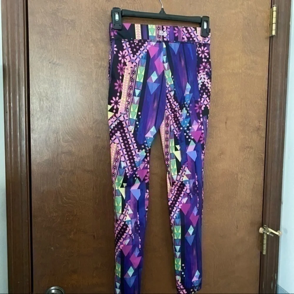 Fila Performance Leggings. NWOT. Girls M (10-12)❤️